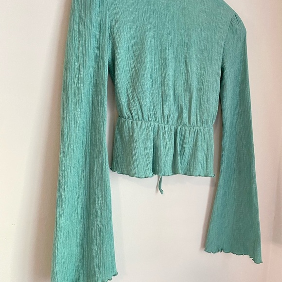 Urban Outfitters Women's Green Blouse Long Sleeve Tie Front Top V-neck - Picture 5 of 7